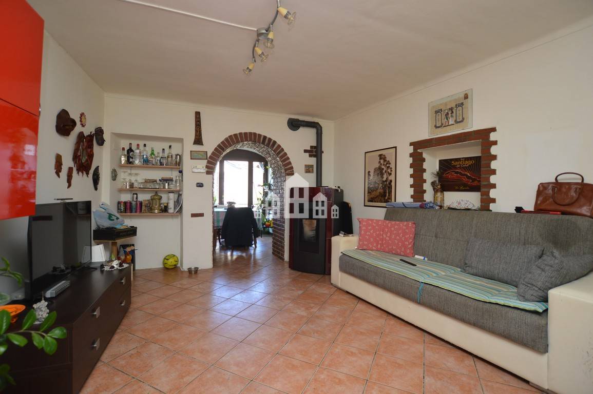 Casa semindipendente in vendita a Val di Chy, Pecco