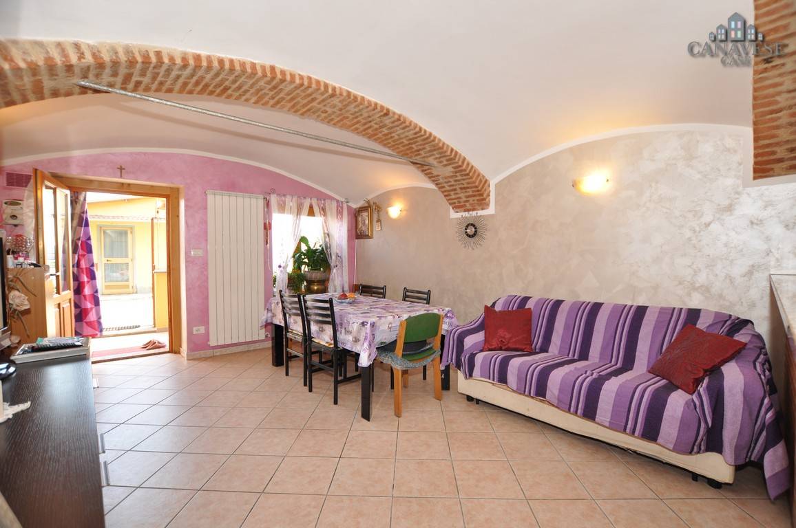 Appartamento indipendente in vendita a Castellamonte, Preparetto