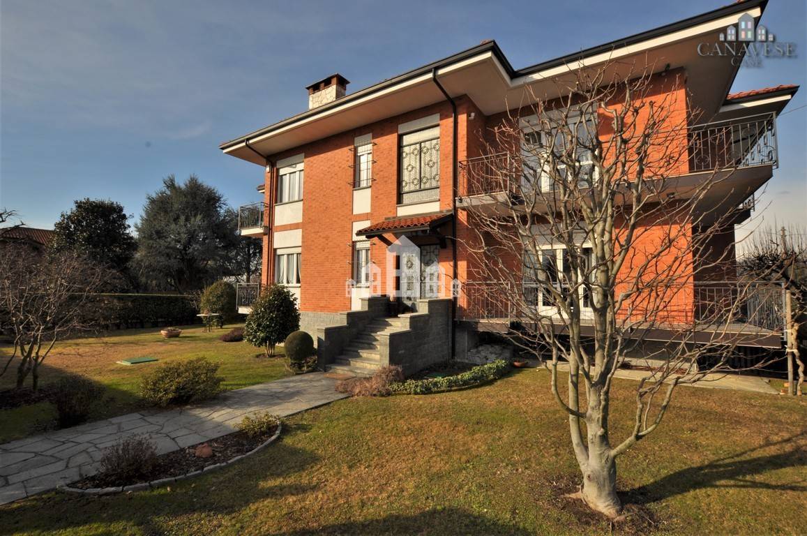 Bifamiliare in vendita a Agli