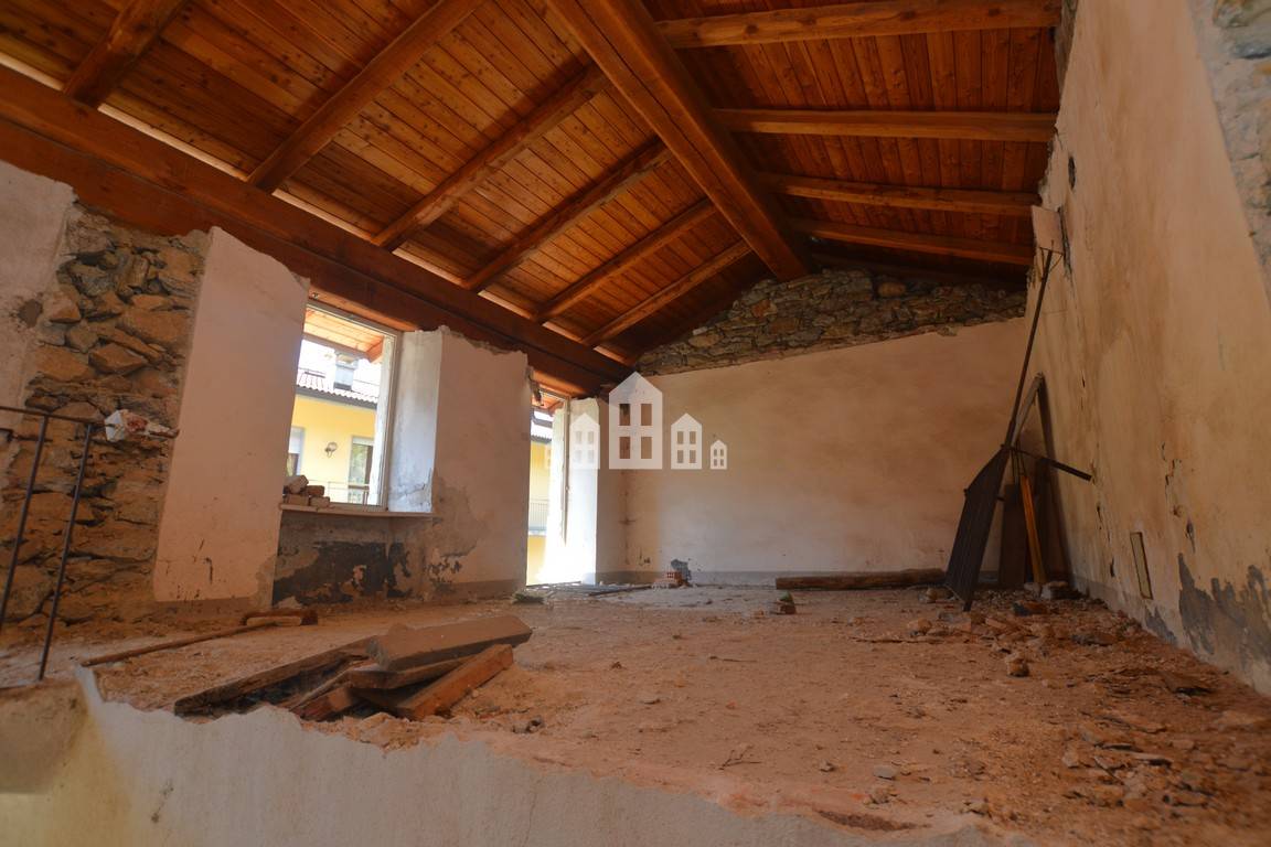 Rustico in vendita a Pont-Canavese