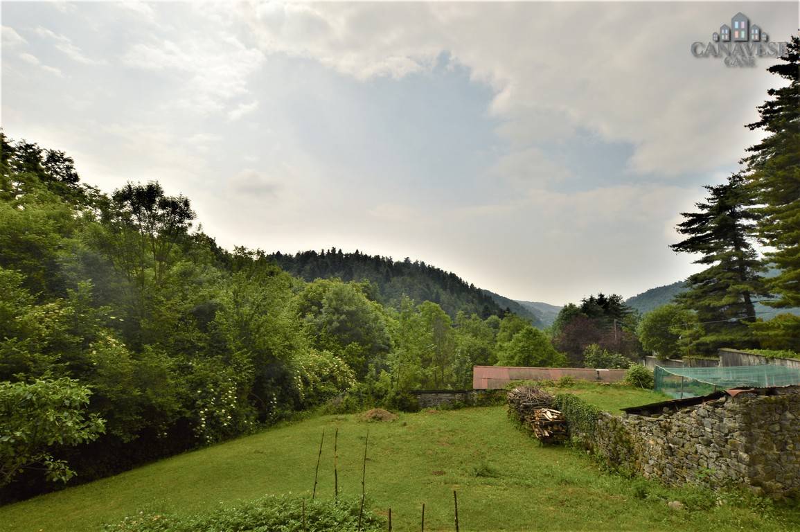 Rustico in vendita a Valchiusa, Meugliano