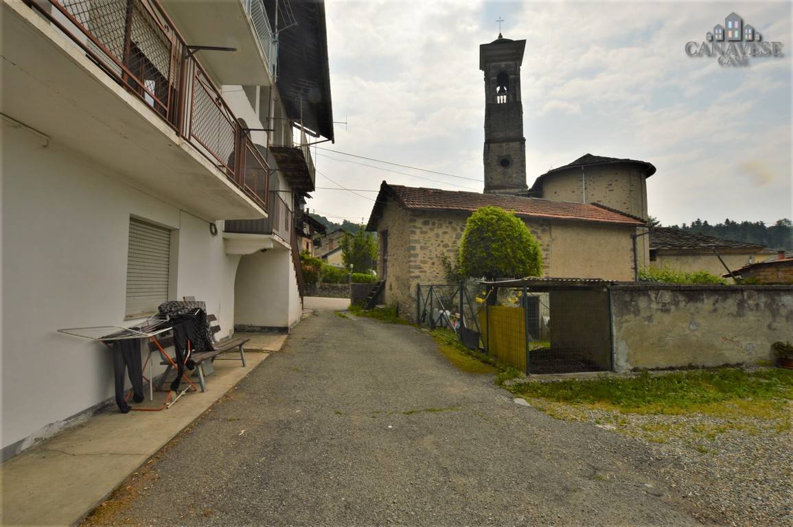 Casa semindipendente in vendita a Valchiusa, Meugliano