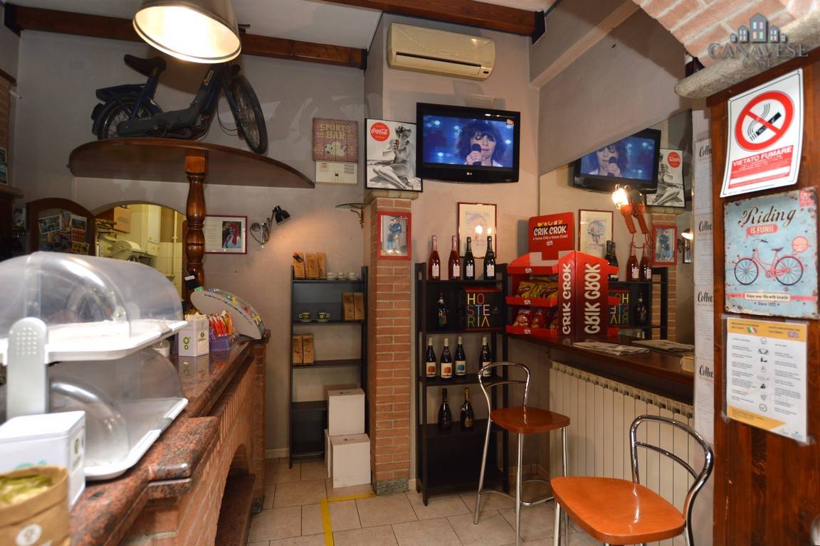 Locale commerciale in vendita a Ivrea