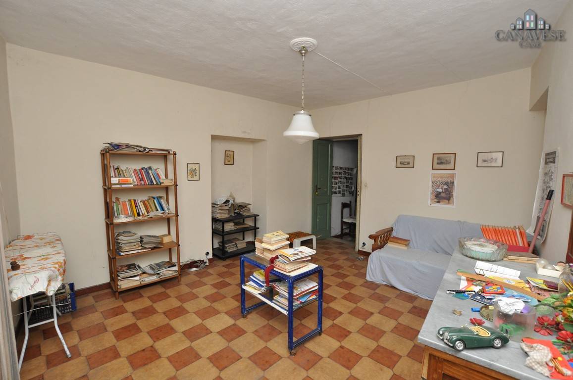 Appartamento in vendita a Sparone