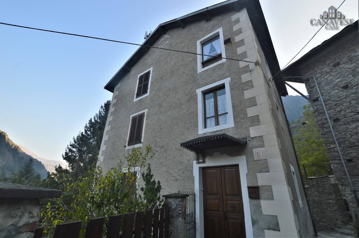 Appartamento in vendita a Ronco Canavese