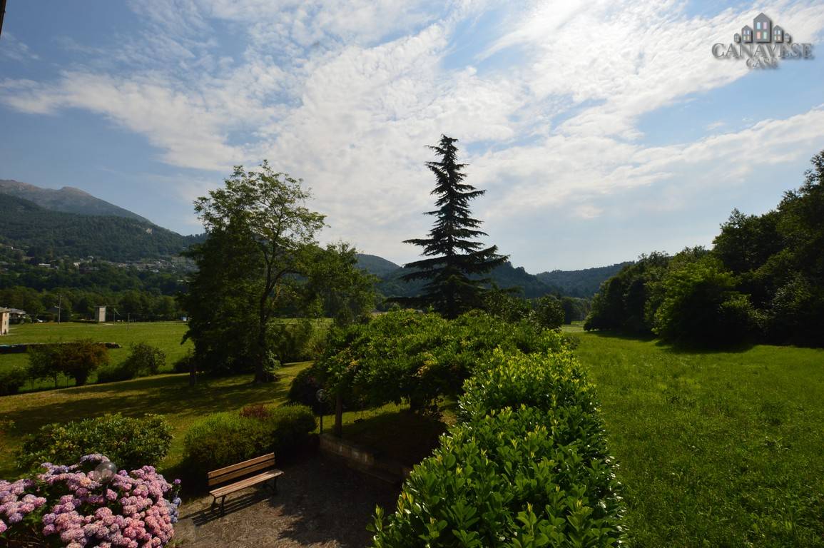 Rustico in vendita a Valchiusa, Trausella