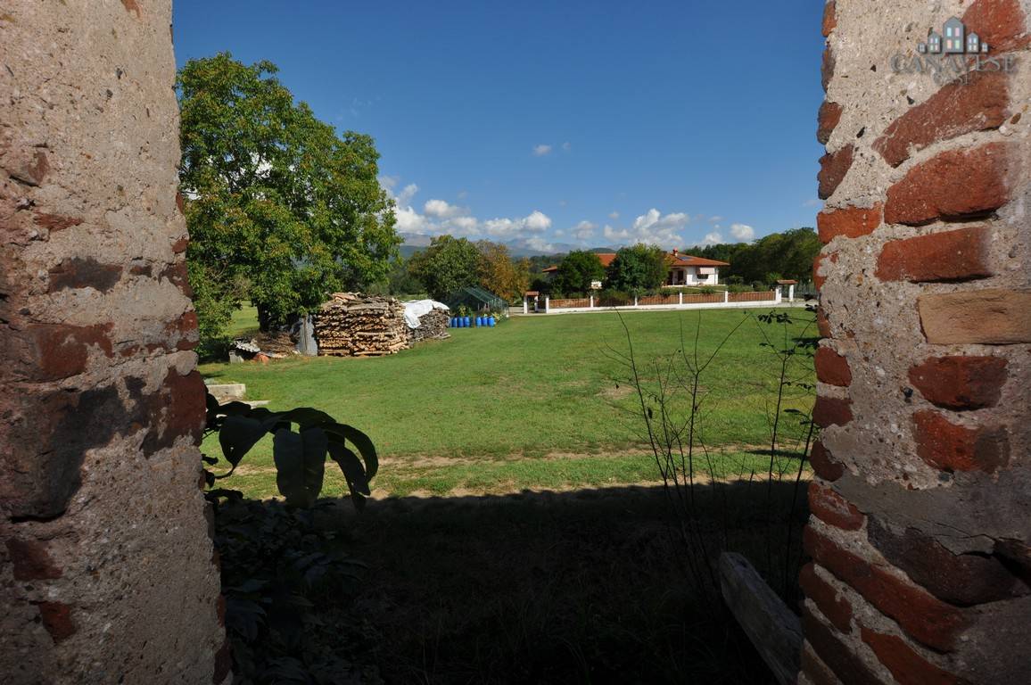 Deposito in vendita a Castellamonte, Preparetto