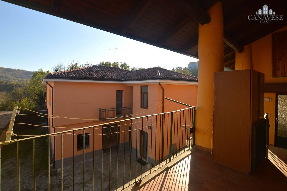 Casa semindipendente in vendita a San Colombano Belmonte