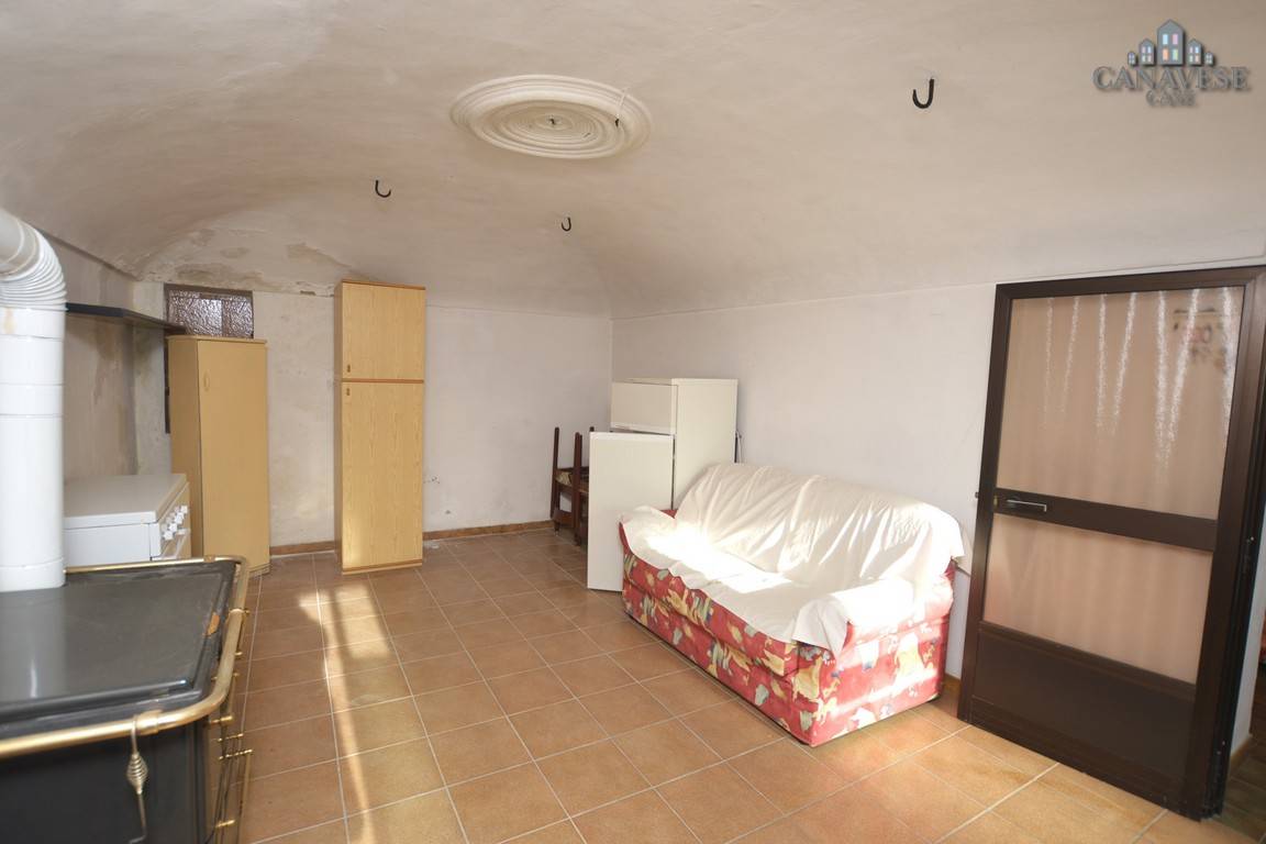 Casa semindipendente in vendita a Andrate