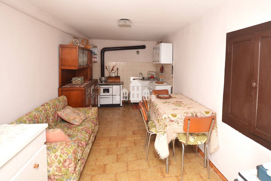 Porzione di bifamiliare in vendita a Ribordone