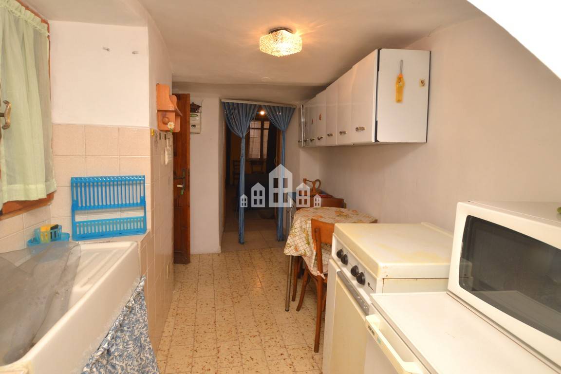 Porzione di bifamiliare in vendita a Locana