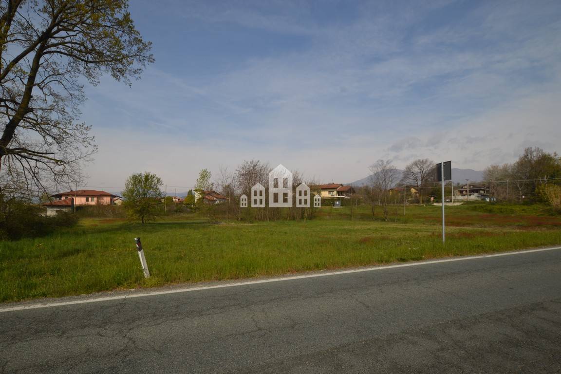 Terreno edificabile in vendita a Torre Canavese