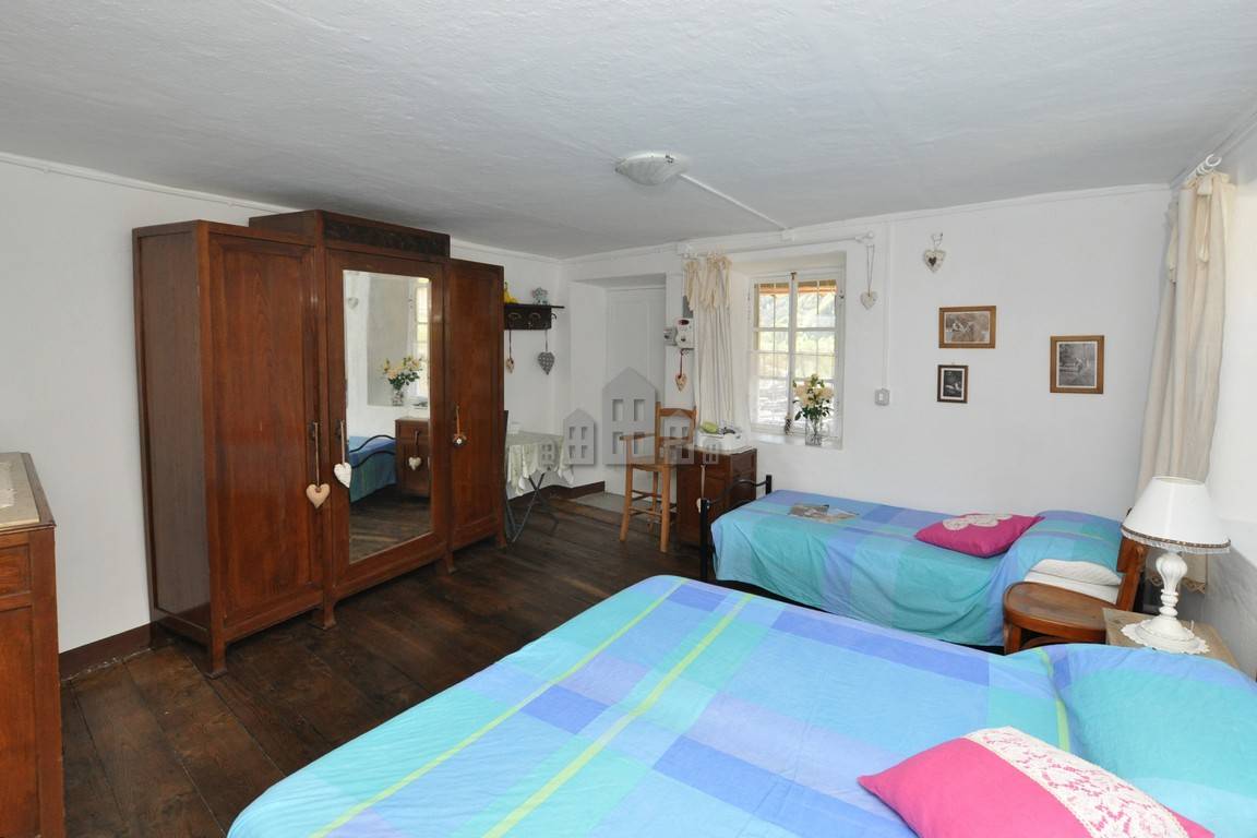 Casa semindipendente in vendita a Sparone