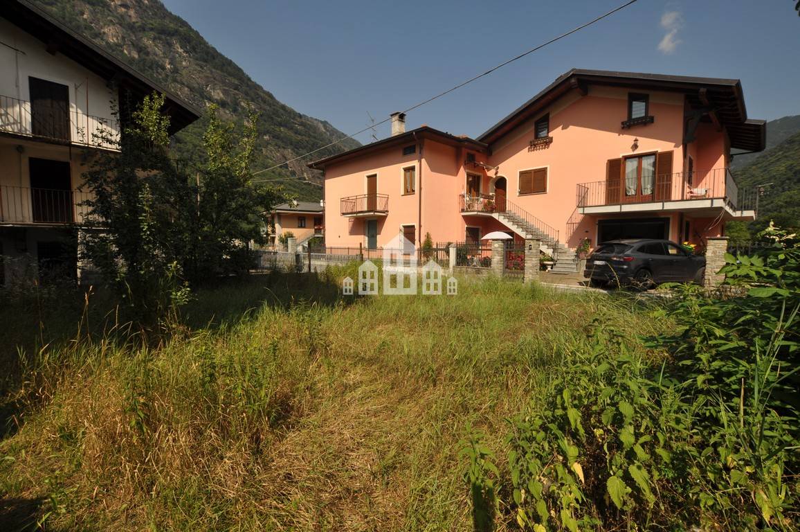 Casa semindipendente in vendita a Locana