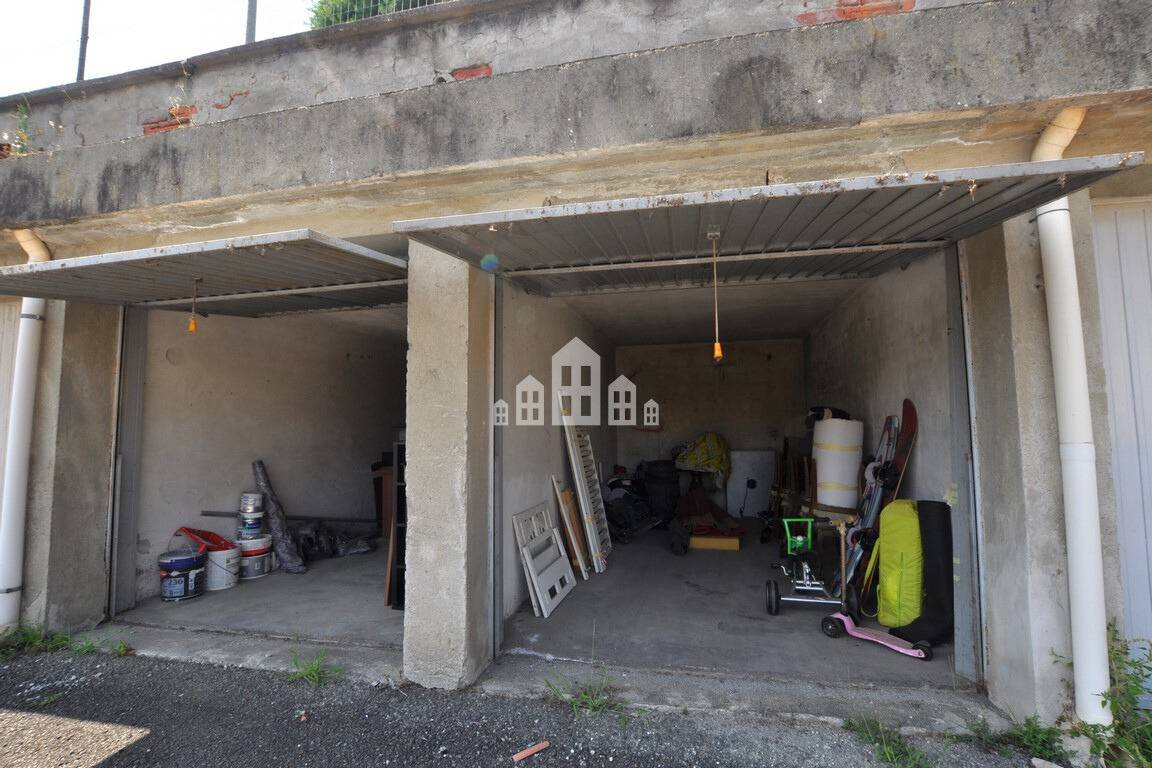 Box o garage in vendita a Cuorgn