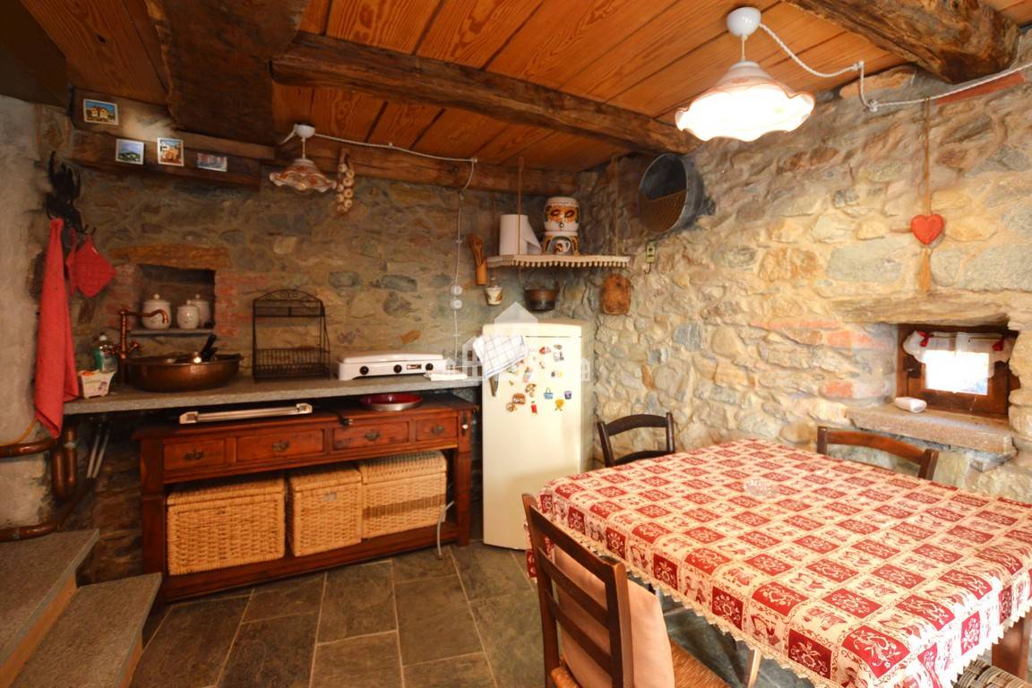 Casa indipendente in vendita a Vistrorio