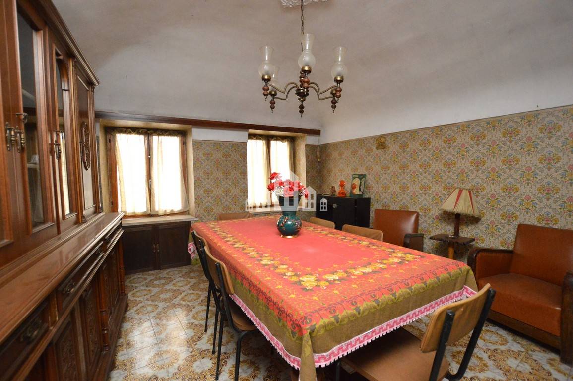 Appartamento in vendita a Issiglio