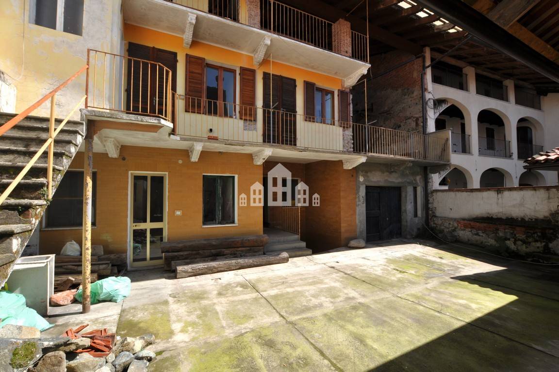 Casa semindipendente in vendita a San Martino Canavese