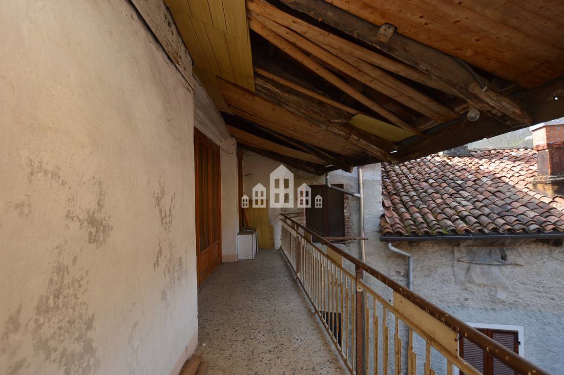 Appartamento in vendita a Issiglio