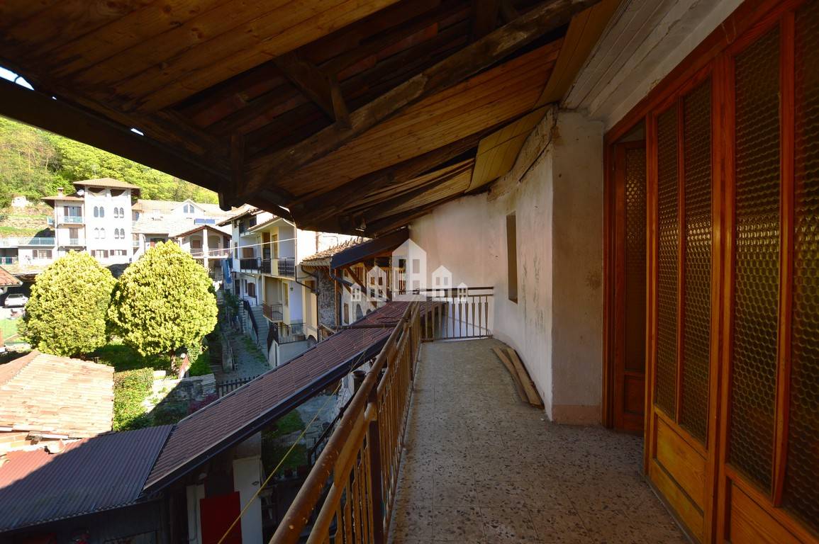 Appartamento in vendita a Issiglio