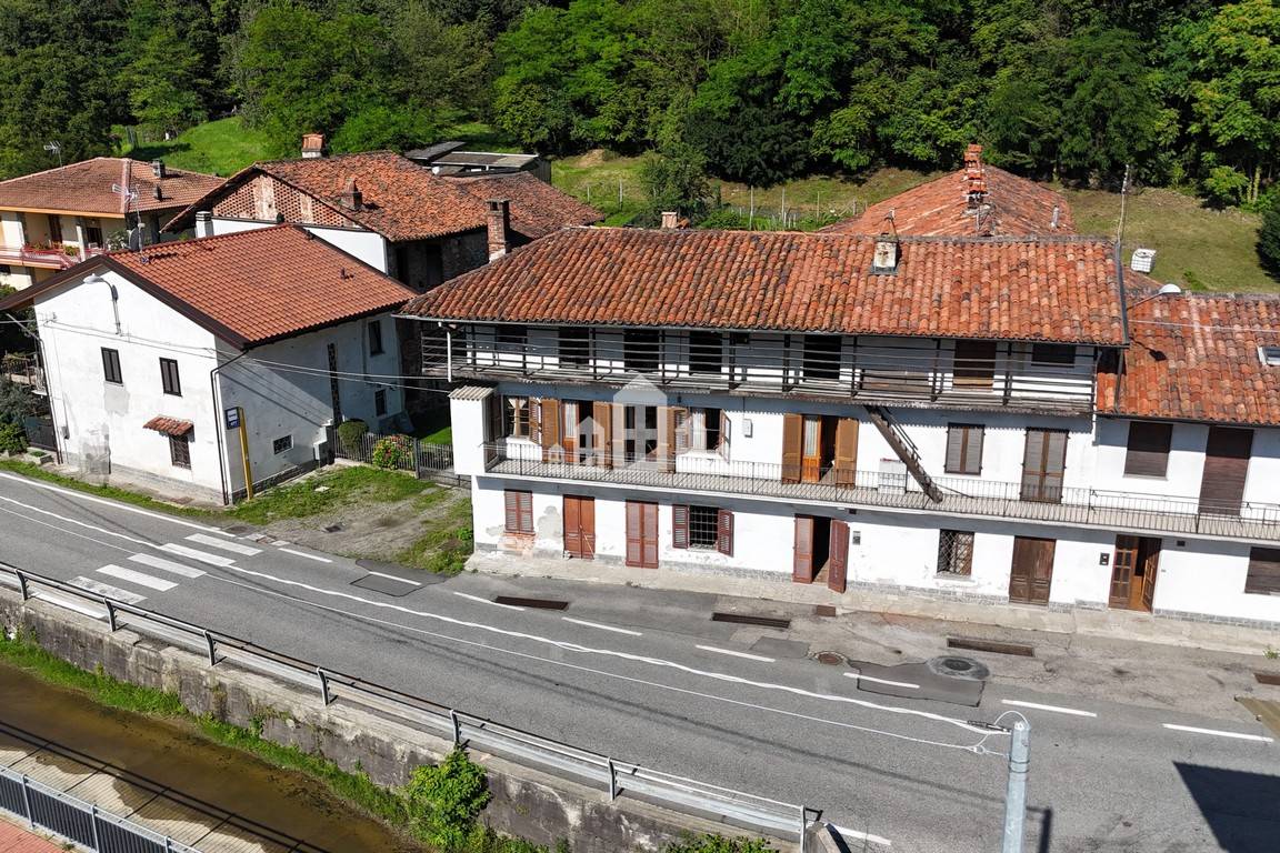 Casa semindipendente in vendita a Baldissero Canavese