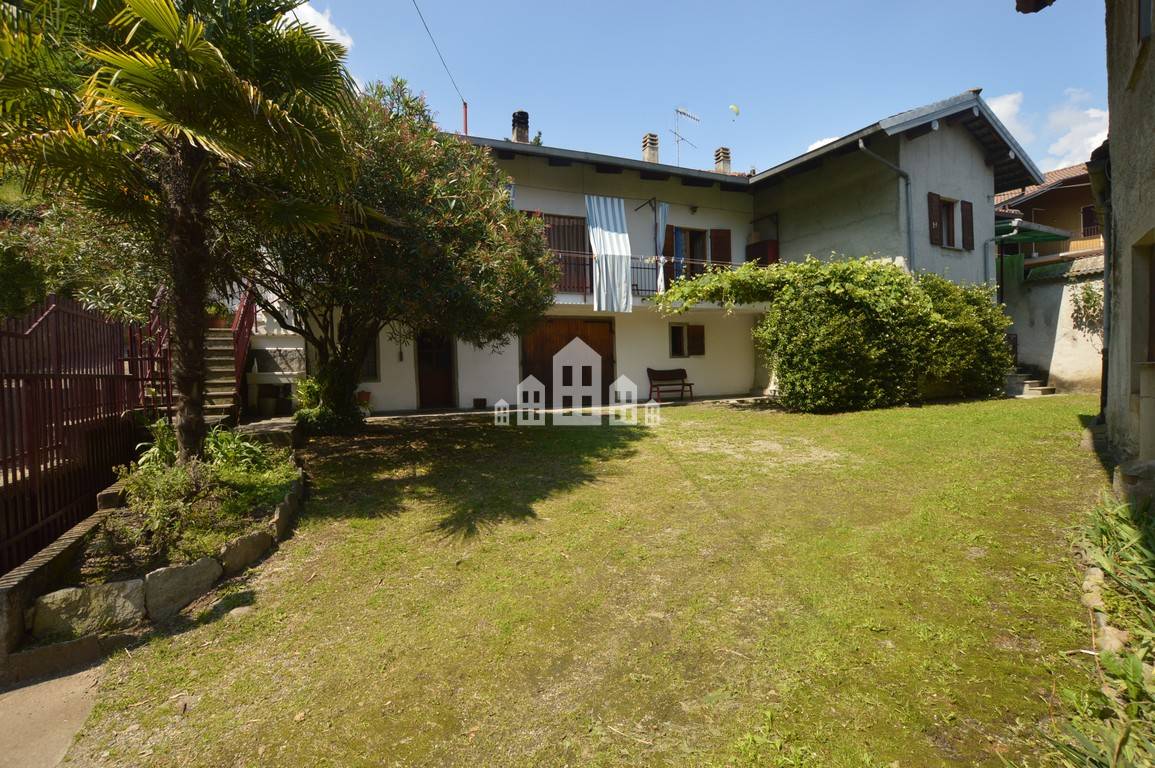 Casa semindipendente in vendita a Lessolo