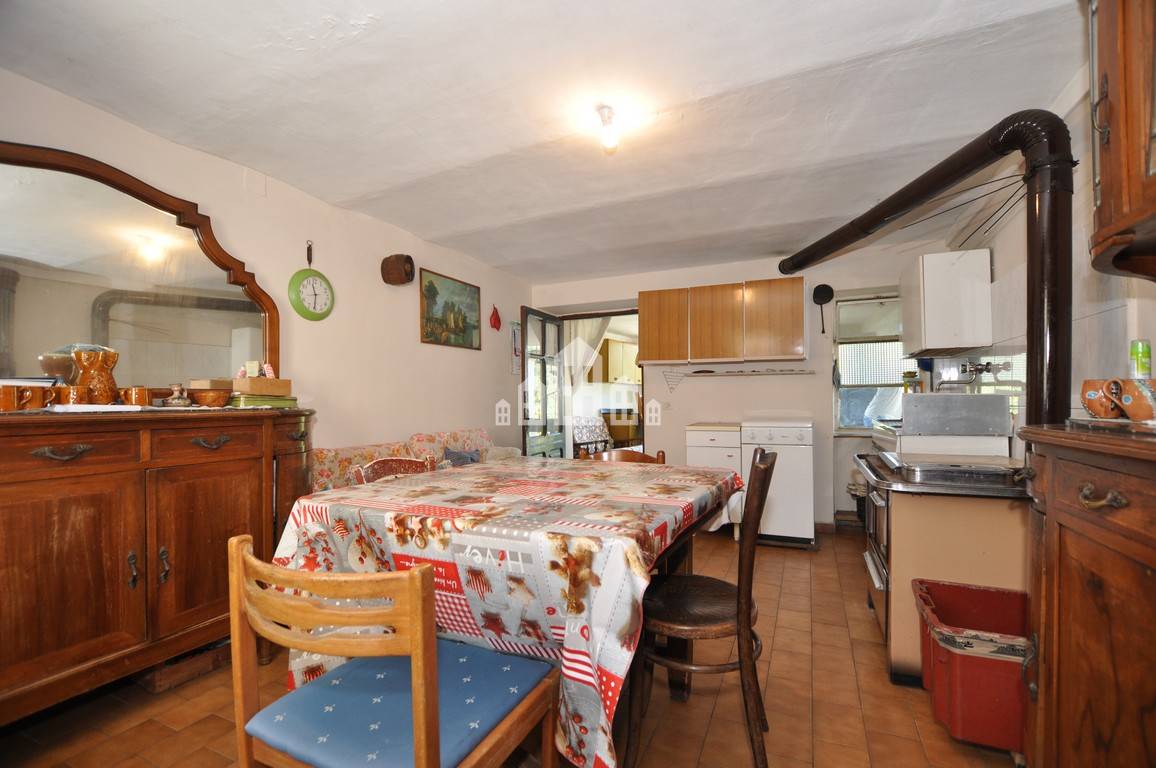 Casa semindipendente in vendita a Castellamonte, Preparetto