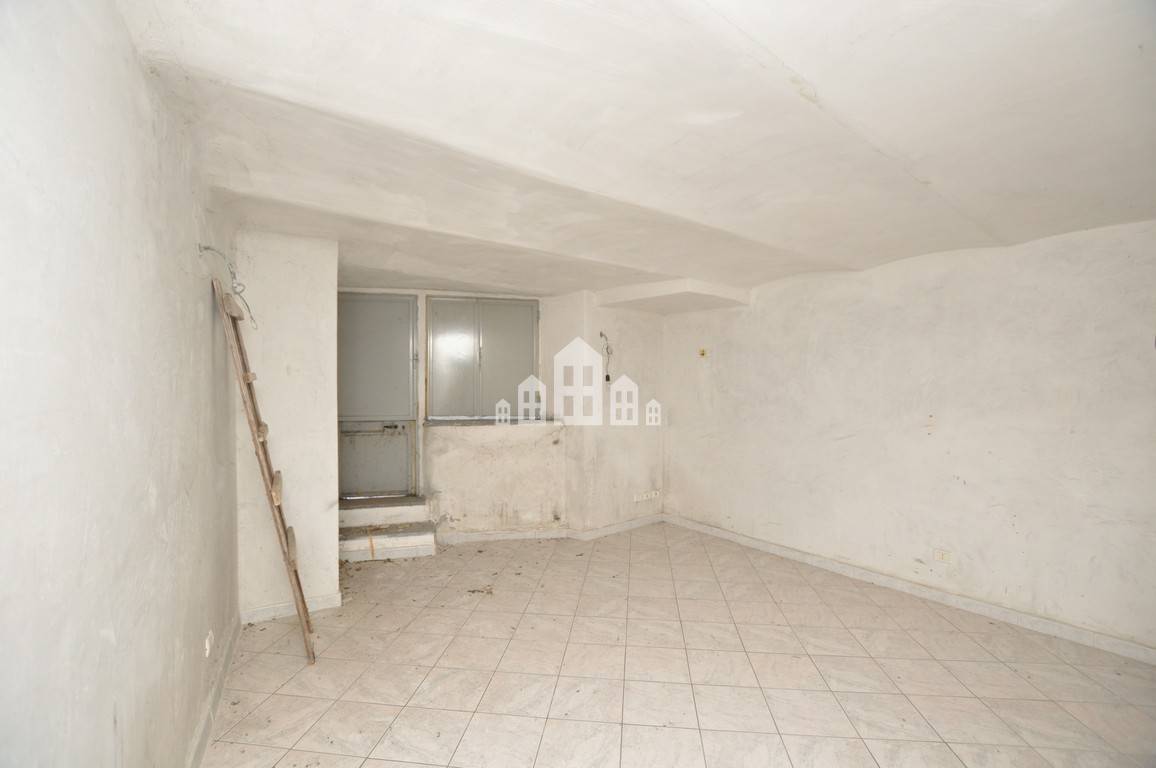 Casa semindipendente in vendita a Sparone