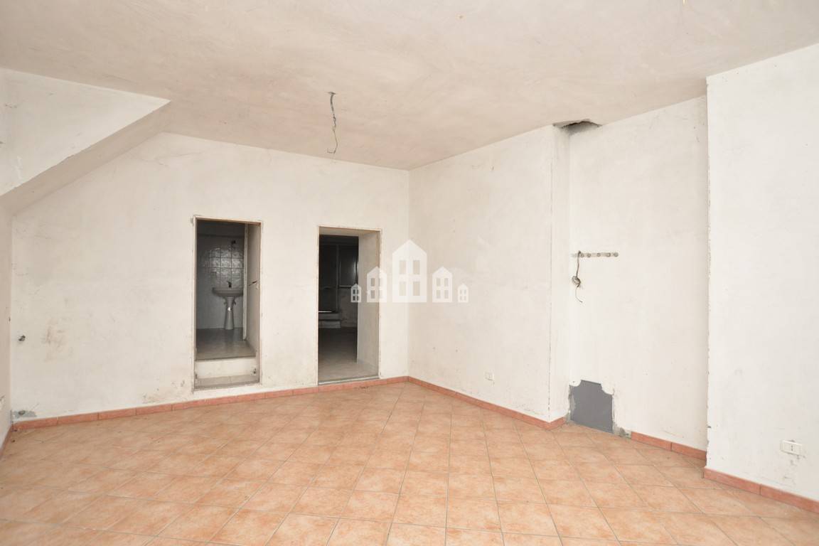 Casa semindipendente in vendita a Sparone