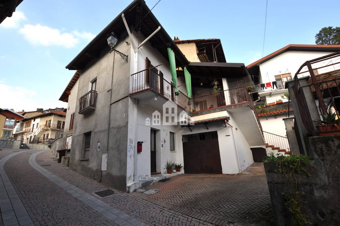 Casa semindipendente in vendita a Burolo