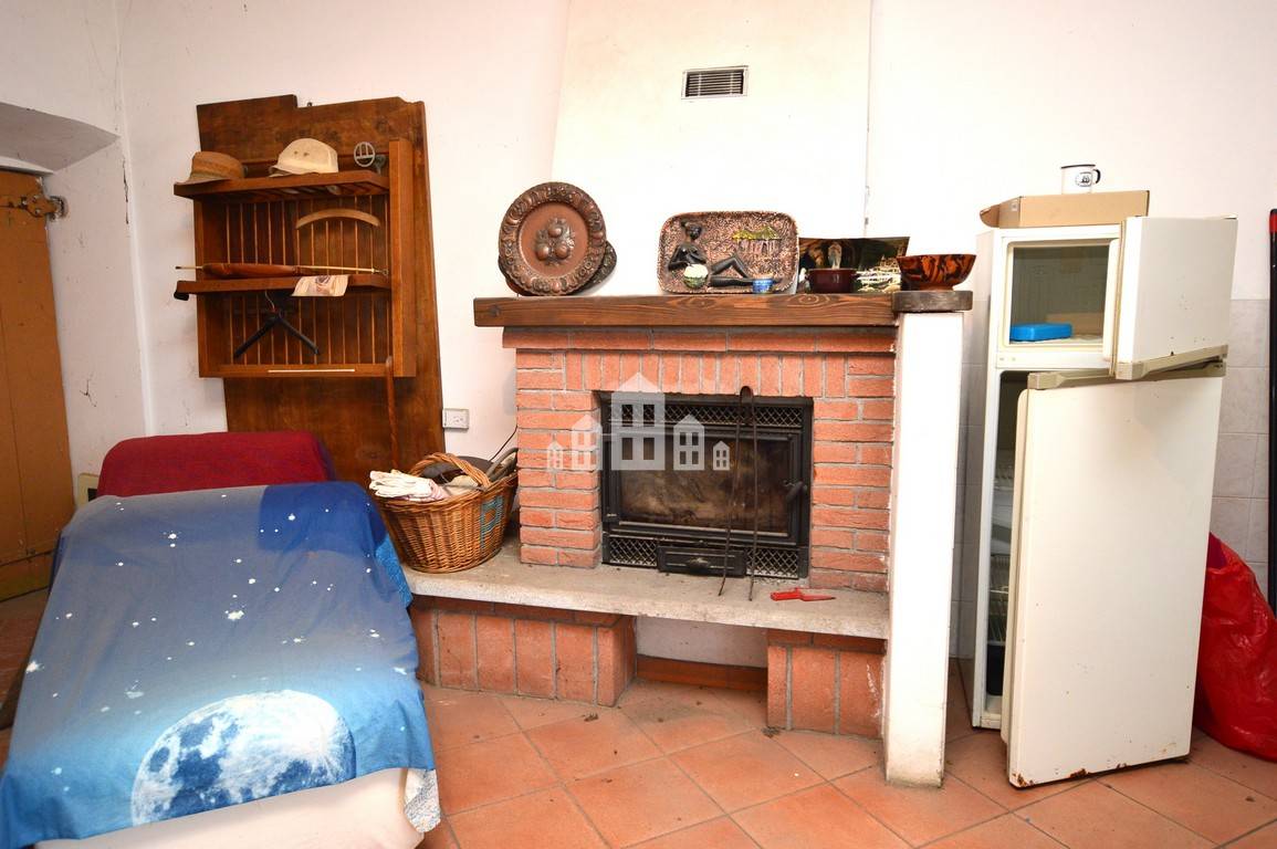 Casa semindipendente in vendita a Brosso