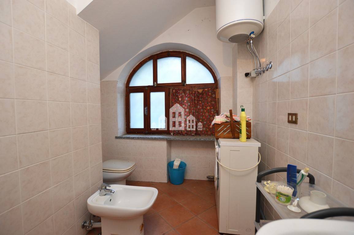 Casa semindipendente in vendita a Brosso