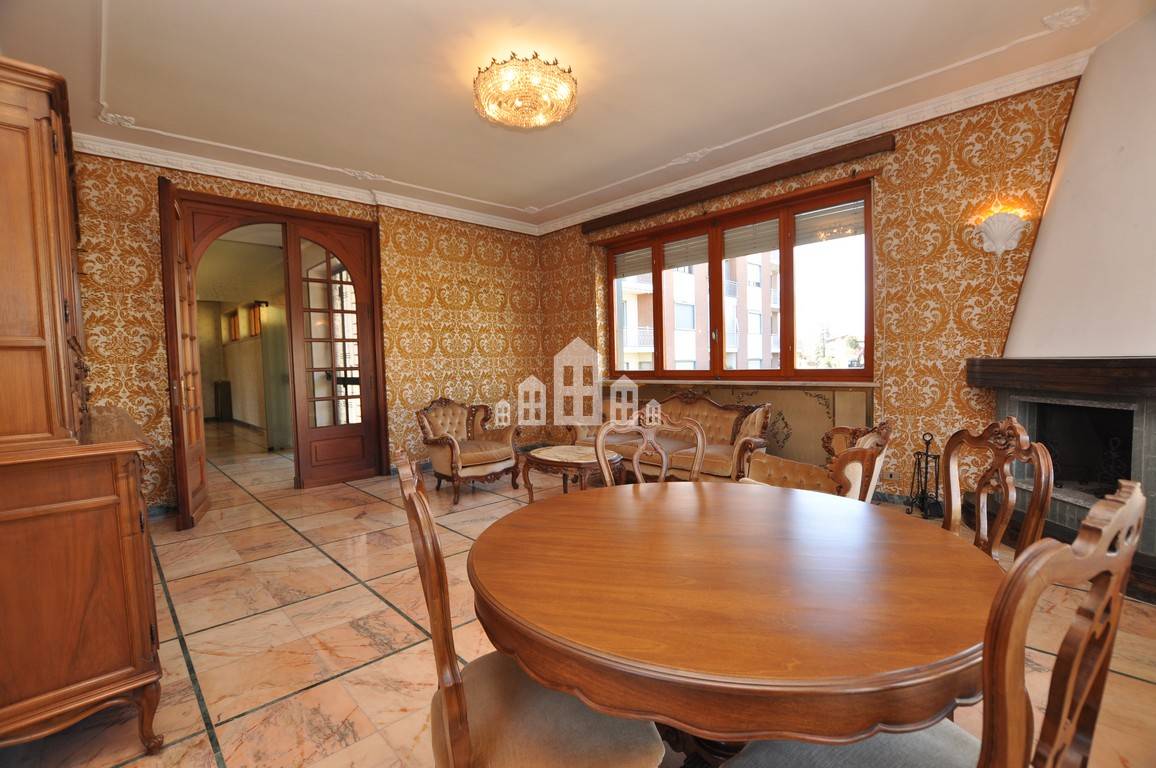 Villa in vendita a Feletto