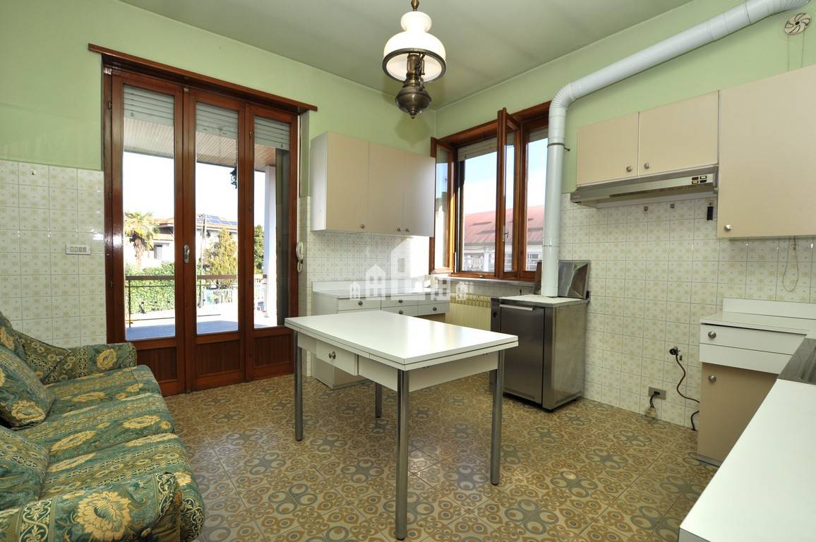 Villa in vendita a Feletto