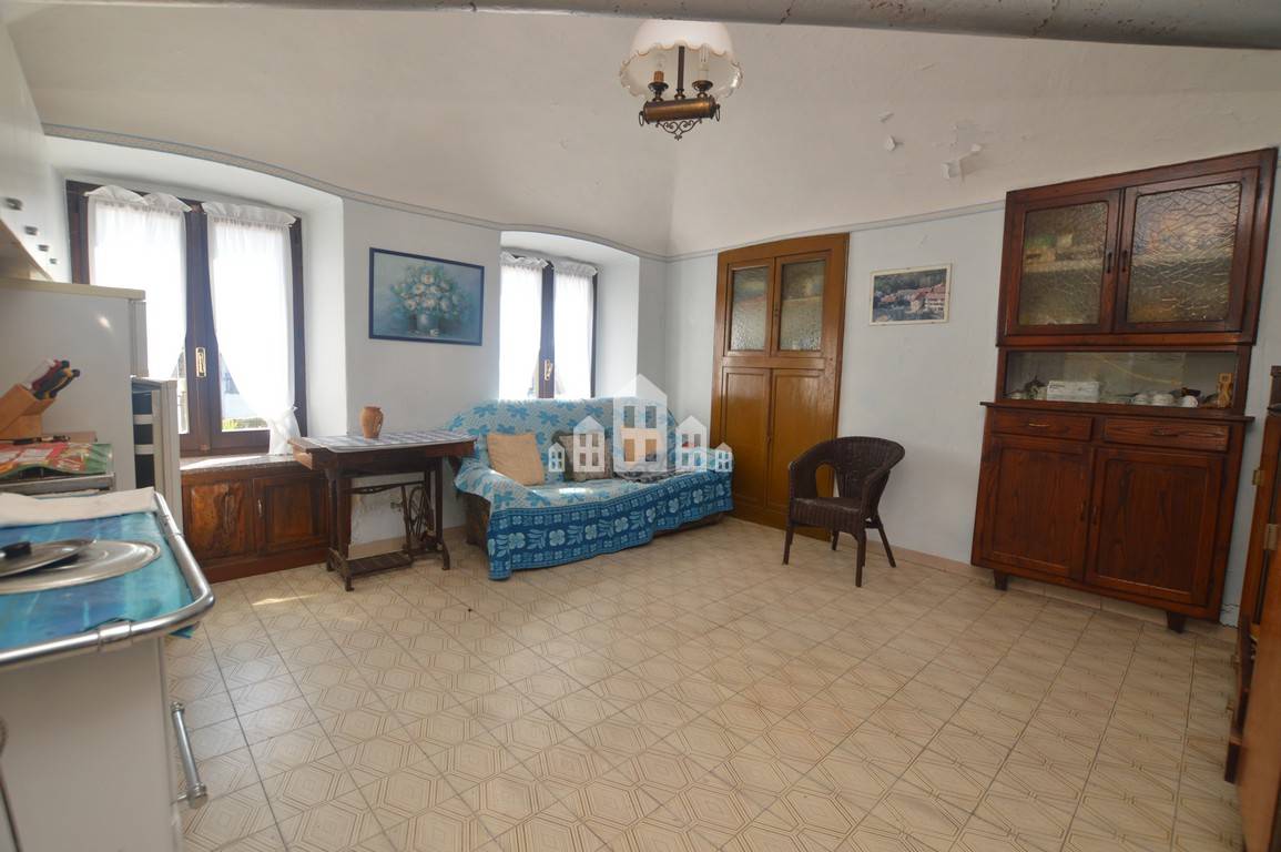 Casa semindipendente in vendita a San Colombano Belmonte