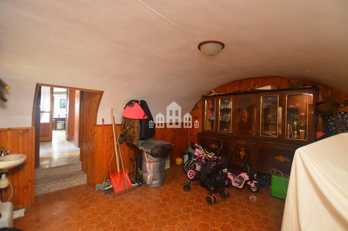 Casa semindipendente in vendita a San Colombano Belmonte