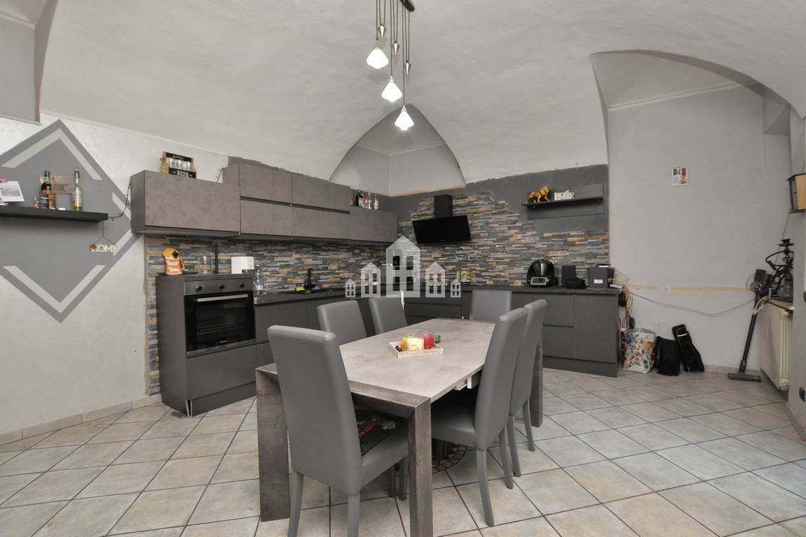 Casa semindipendente in vendita a Ozegna