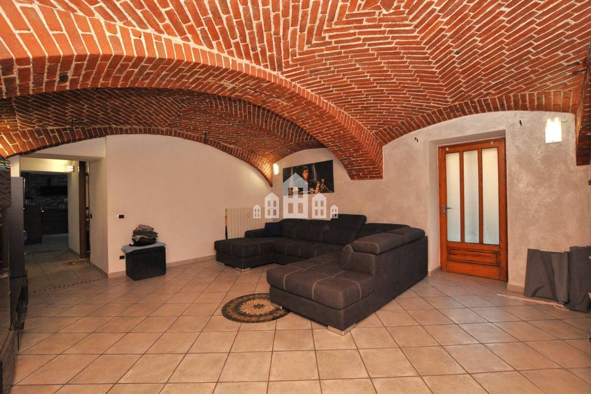 Casa semindipendente in vendita a Ozegna