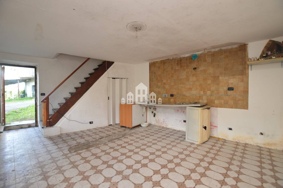 Casa semindipendente in vendita a Castellamonte, Campo