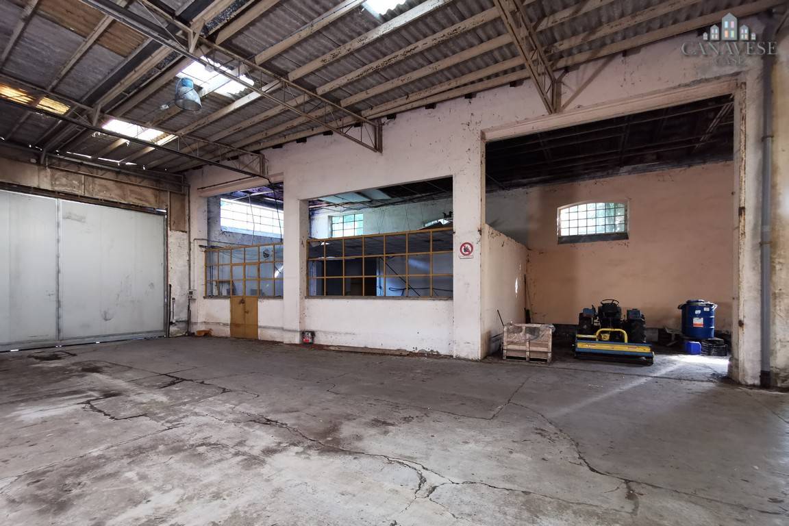 Capannone in vendita a Borgofranco d'Ivrea
