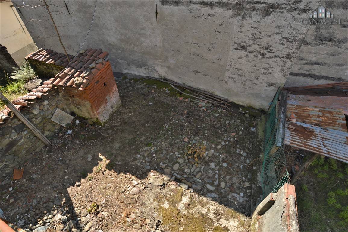 Rustico in vendita a Val di Chy, Lugnacco