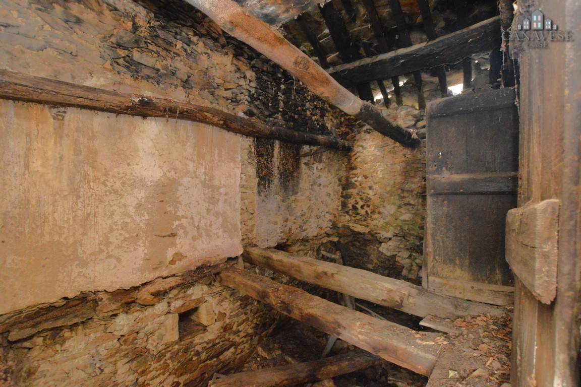 Rustico in vendita a Castelnuovo Nigra