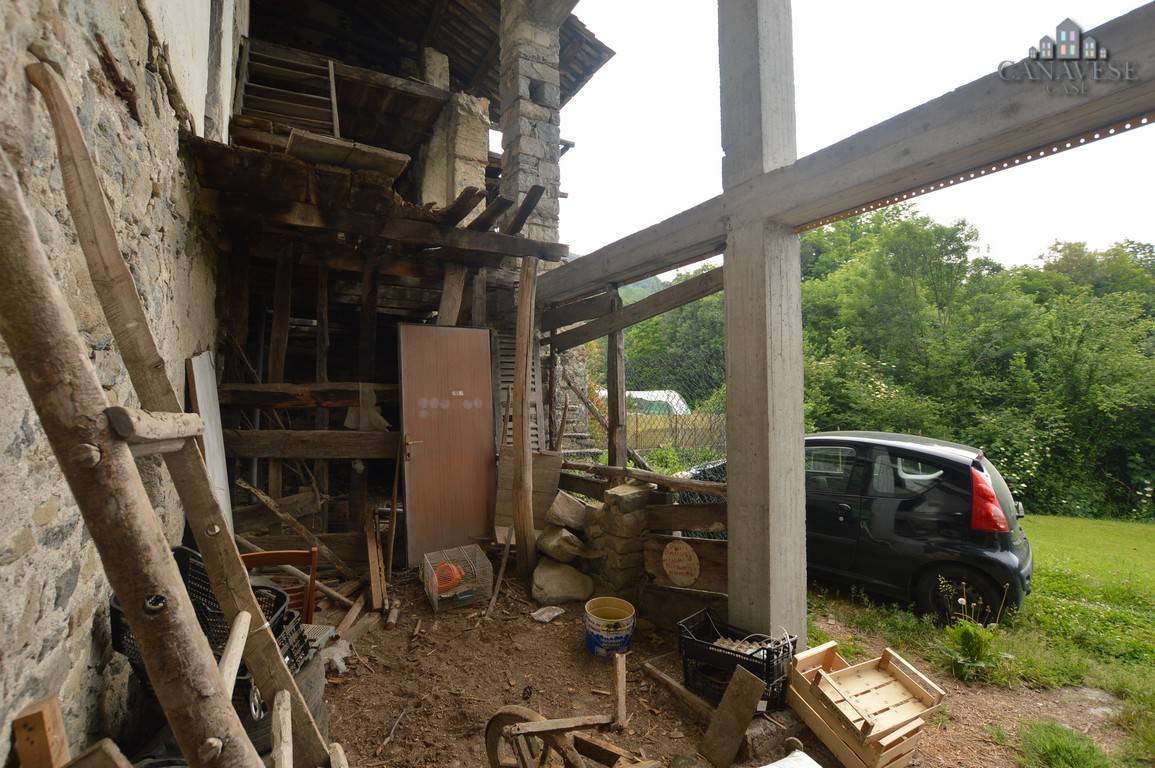 Rustico in vendita a Valchiusa, Meugliano