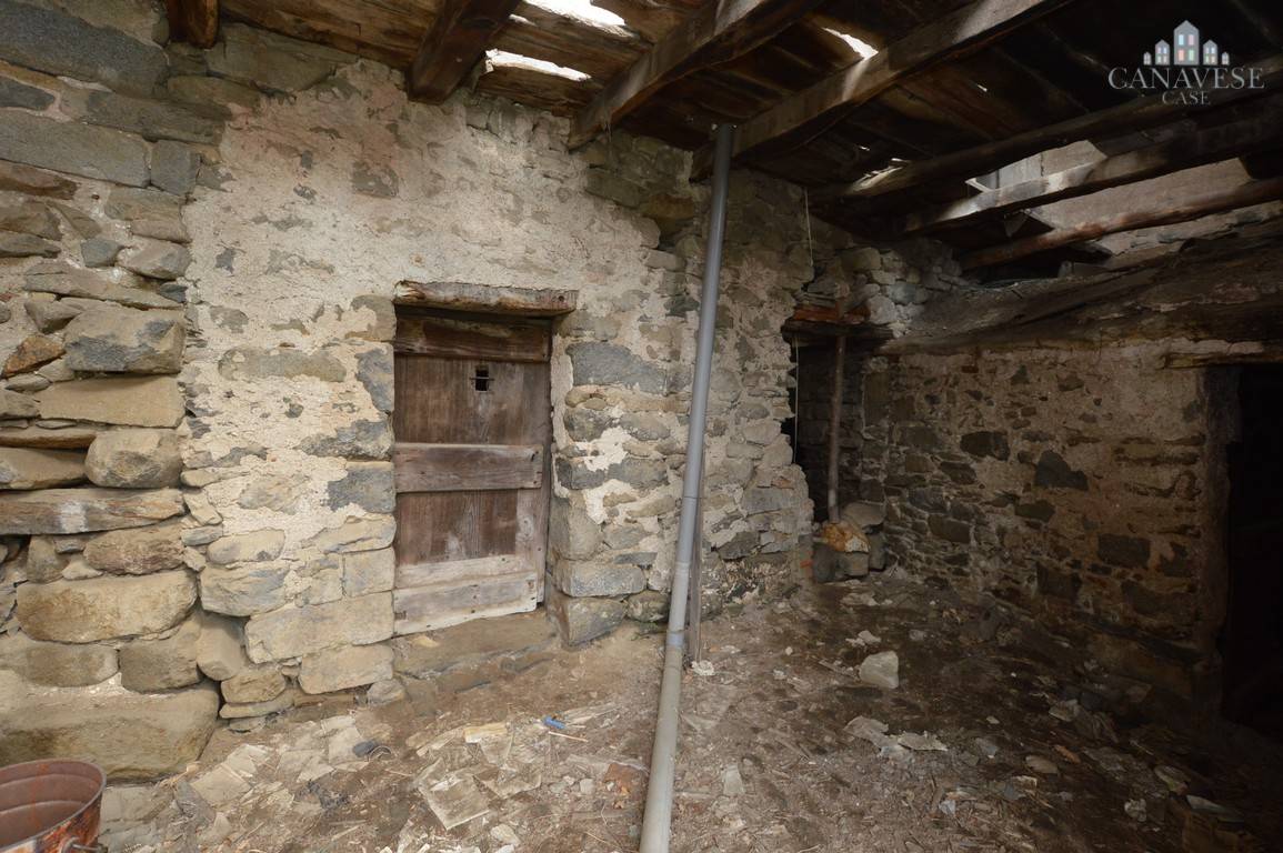 Rustico in vendita a Valchiusa, Meugliano