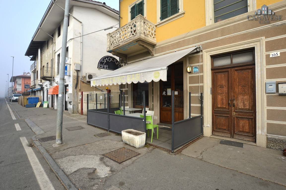 Locale commerciale in vendita a Ivrea