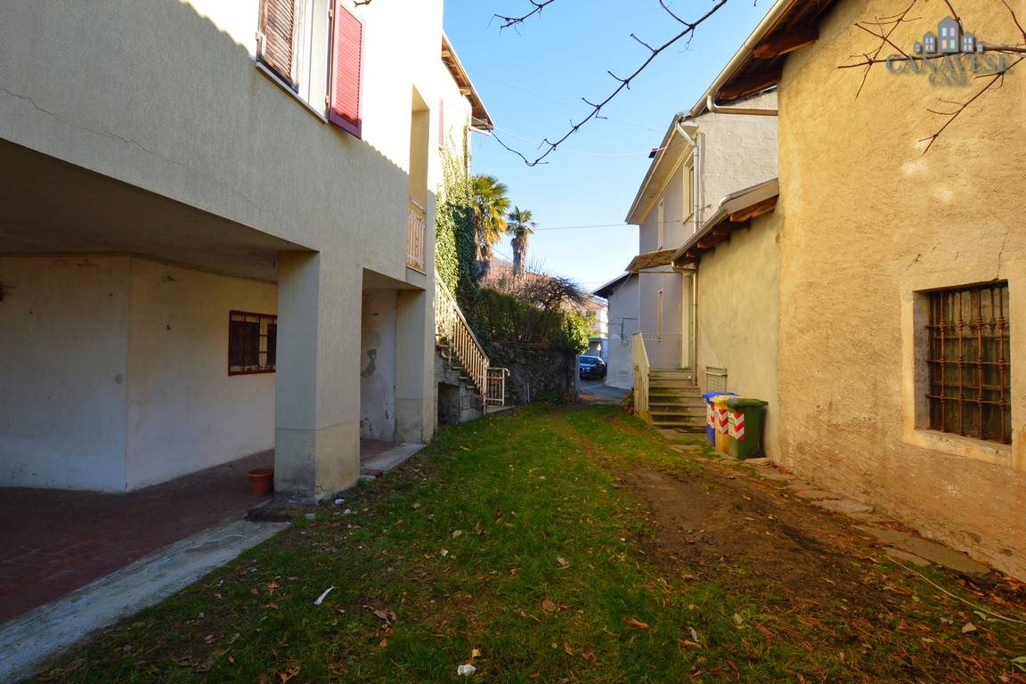 Casa indipendente in vendita a Val di Chy, Alice Superiore