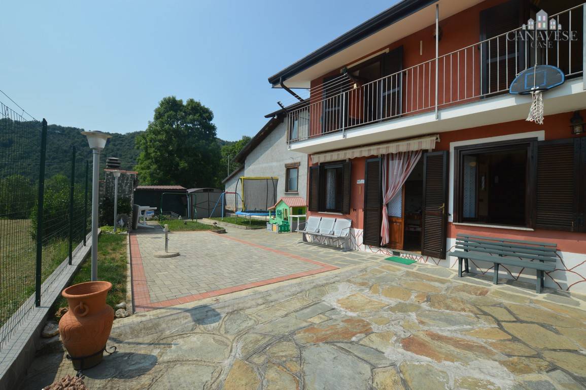 Casa semindipendente in vendita a Canischio