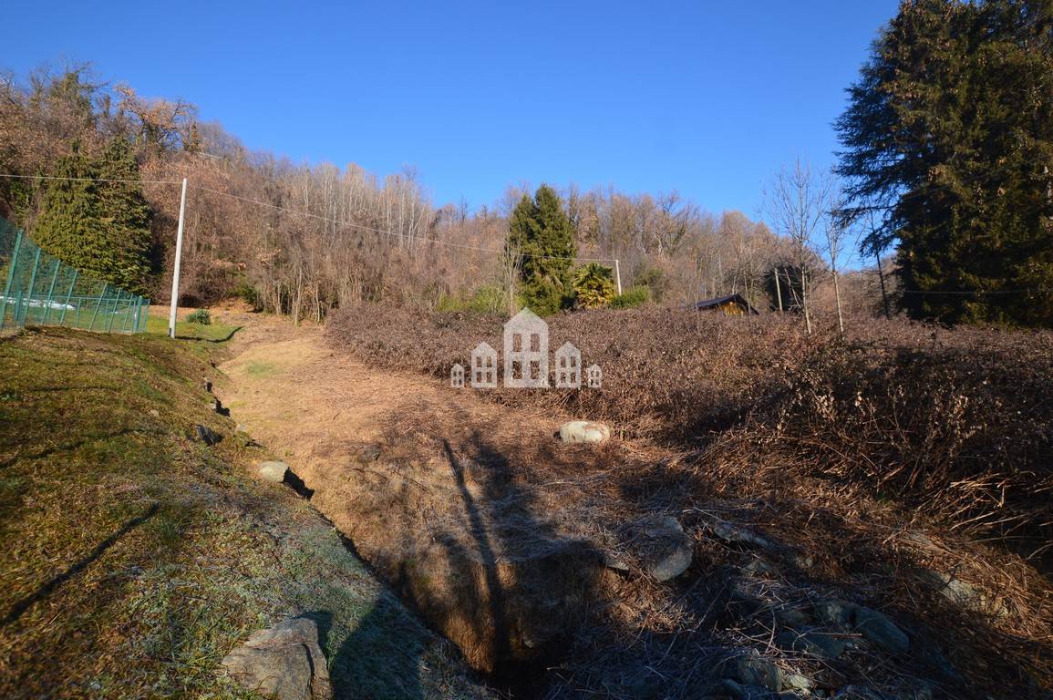 Terreno edificabile in vendita a Chiesanuova