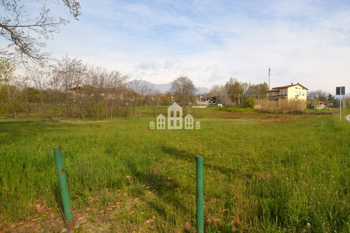Terreno edificabile in vendita a Torre Canavese