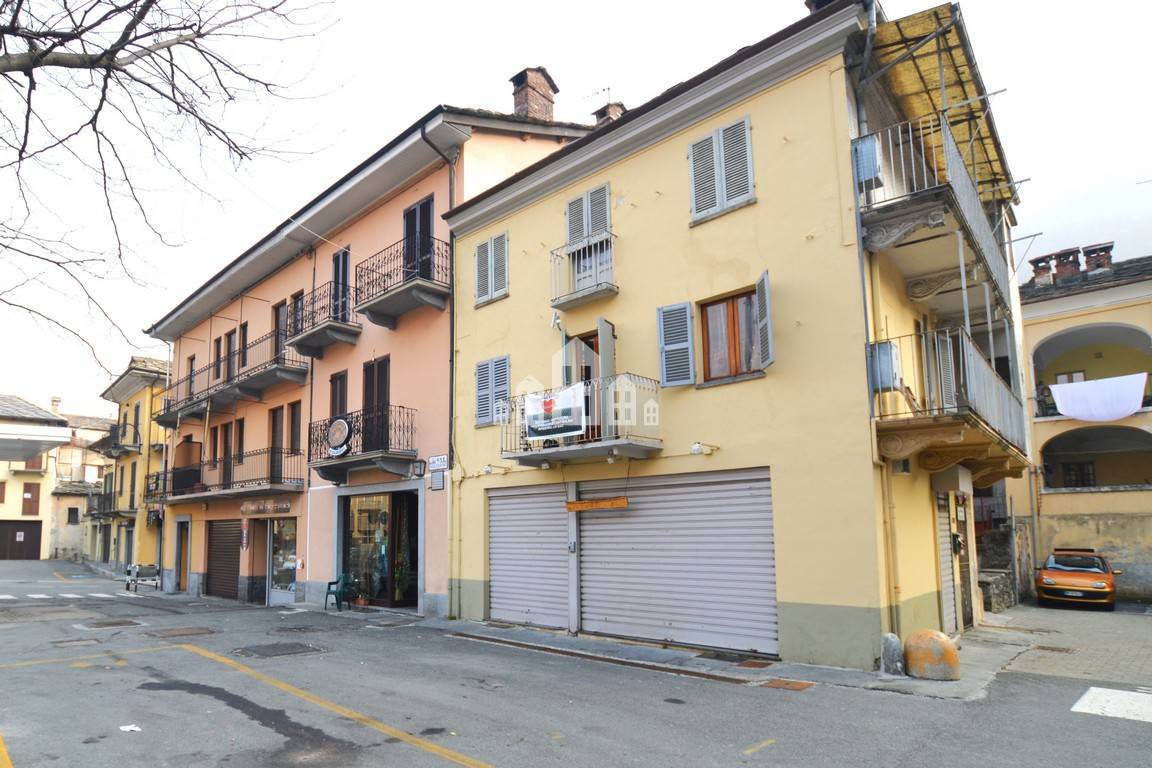 Palazzina in vendita a Pont-Canavese
